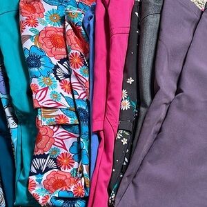 Women’s Scrubs
